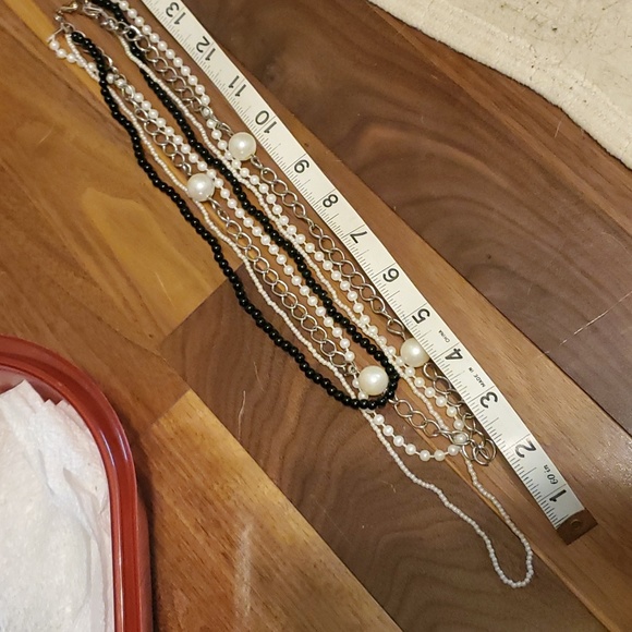 Multi strand black and white faux pearl necklace - Picture 2 of 5